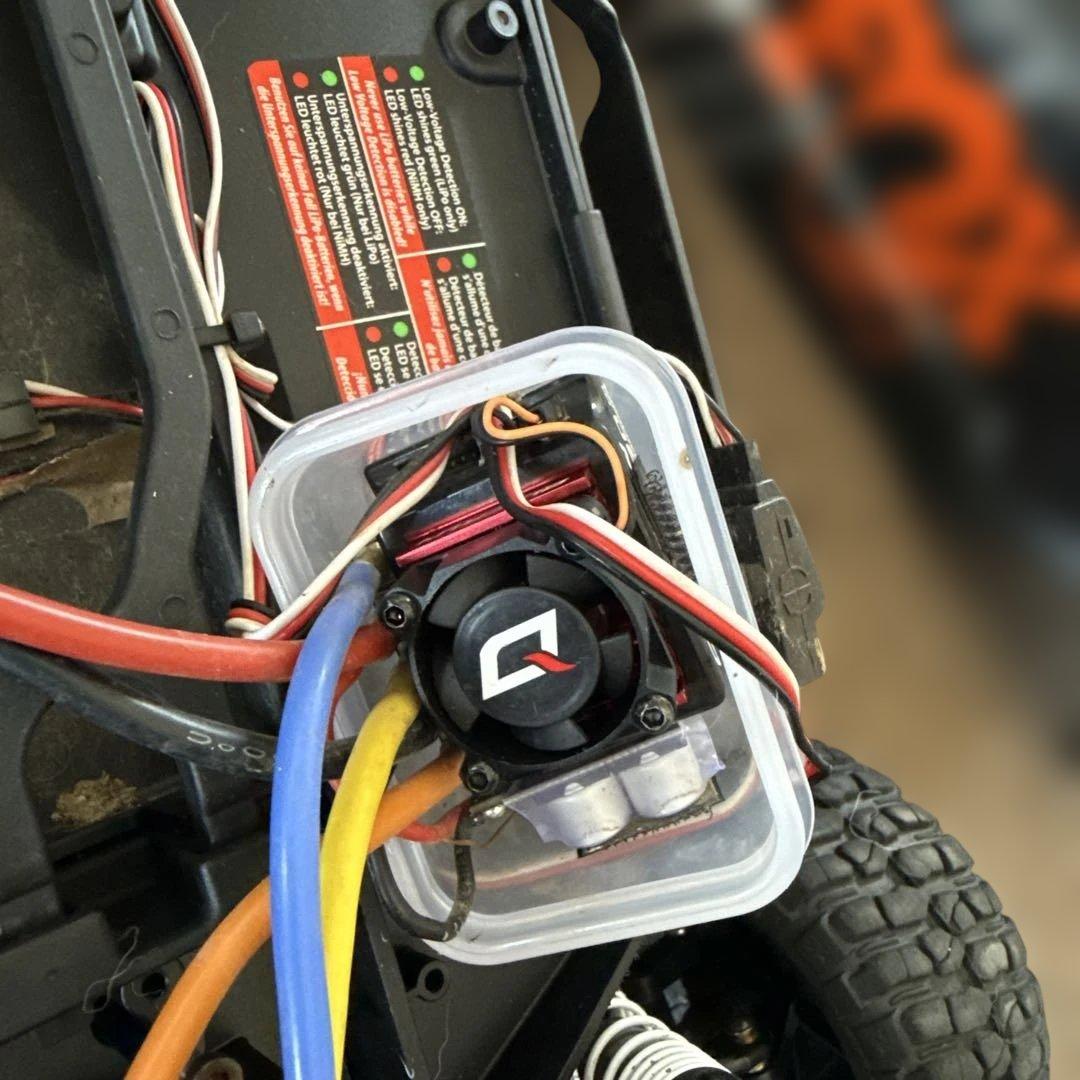 メ*)様 Traxxas Fox 2WDホビーラジコンカー
