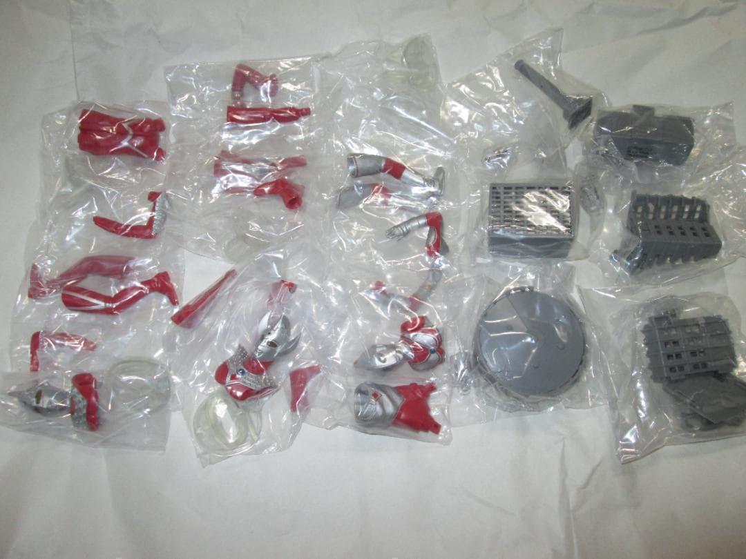 新品未開封　アルティメットルミナス ノア　ネクサス ウルトラ6兄弟 セット