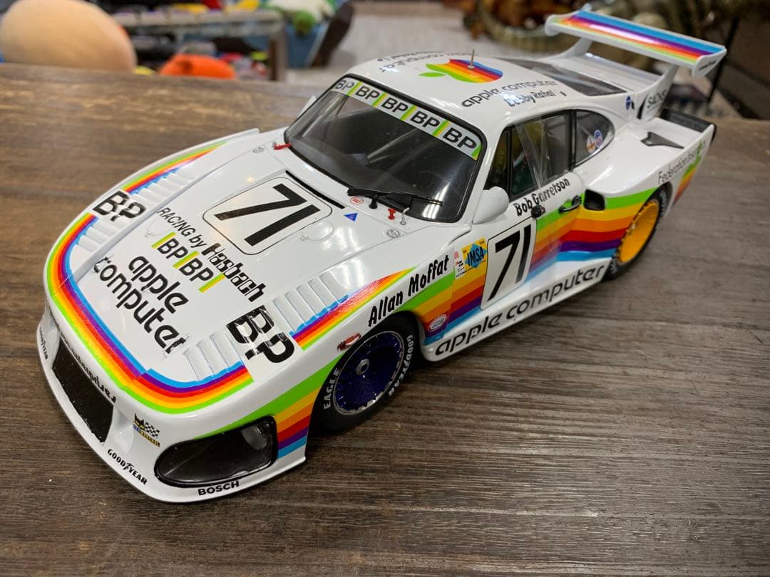 1/18 ポルシェ 935 K3 24H LE MANS 1980