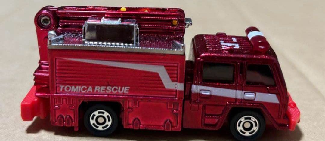 非売品 トミカ レスキュー 工作車 真空レッド