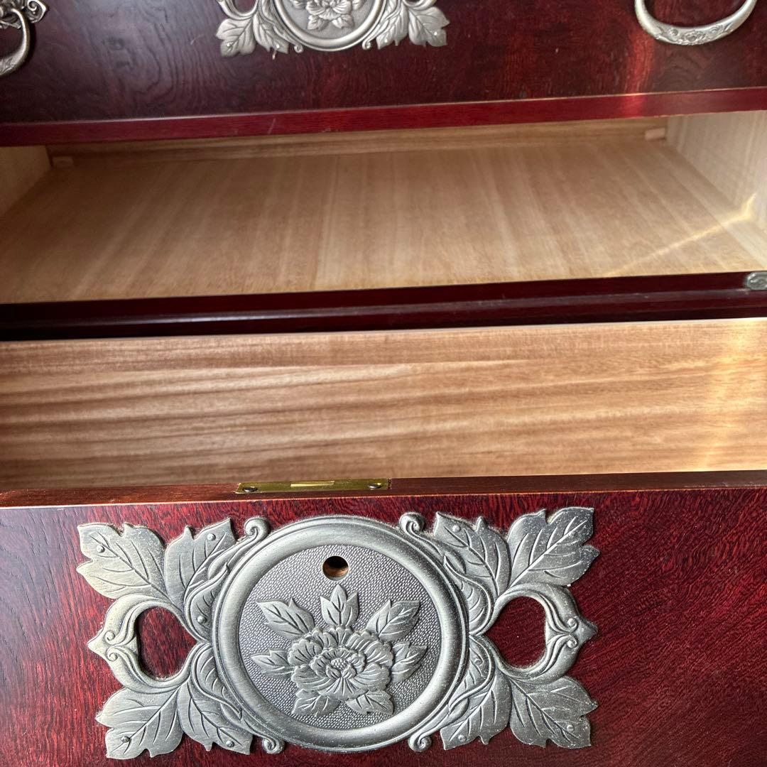 和風赤茶色木製箪笥　鍵付