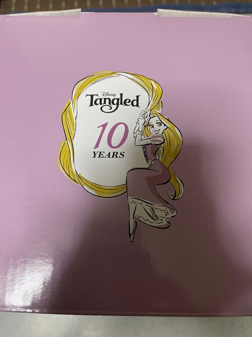 ラプンツェル　10周年　魔法の花　LEDライト　　ディズニーストア限定