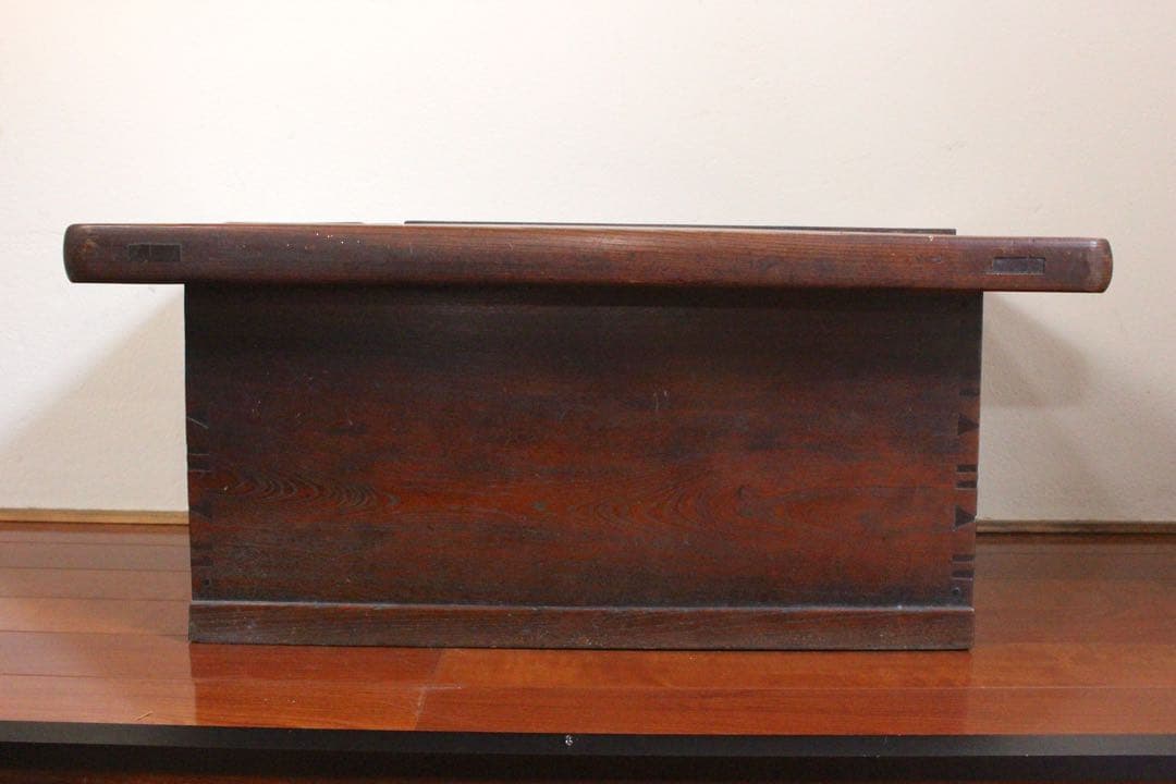 M*u様 No4524 時代　欅材　黒柿　関西火鉢　横73×縦49cm 引出し付