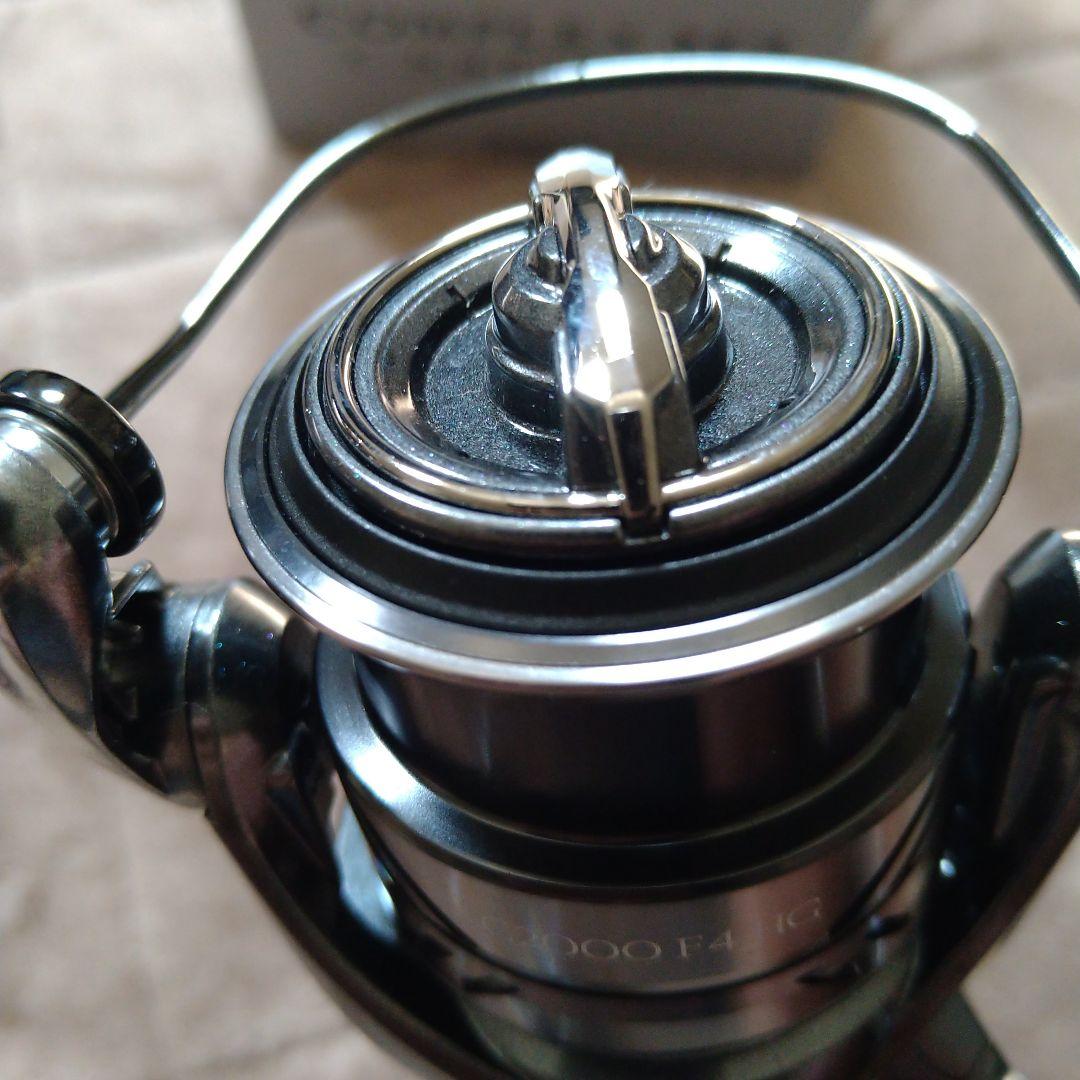 SHIMANO COMPLEX XR C2000 F4 HG スピニングリール