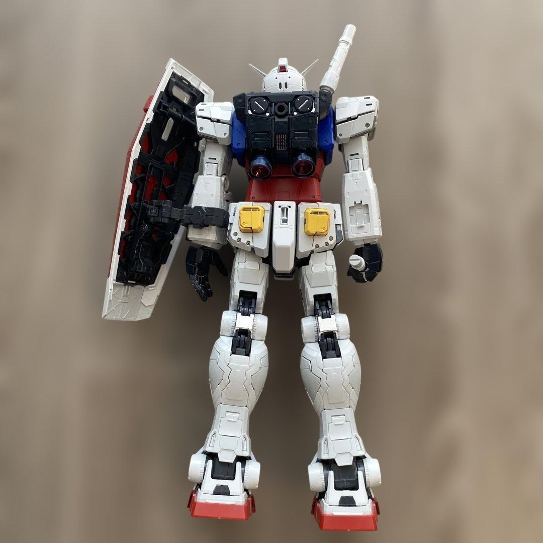 バ*ー様 PGU　RX-78-2　ガンダム　素組み品