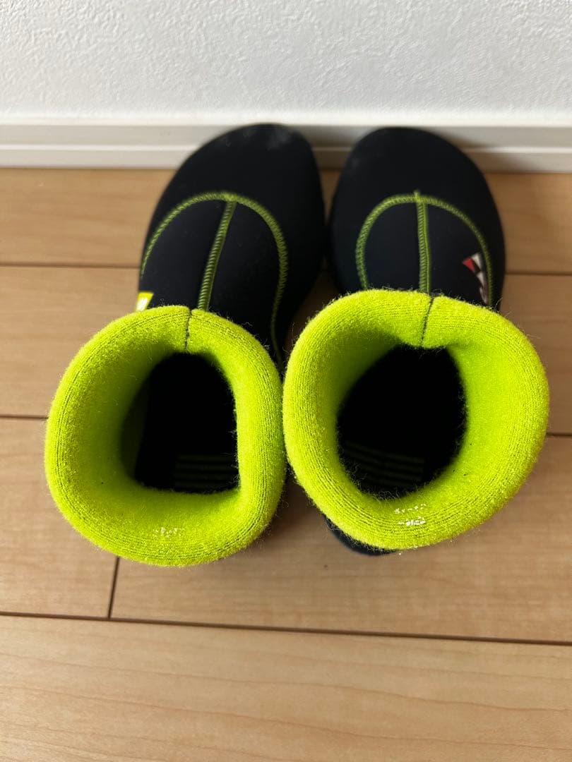 サーフブーツ サーフグローブ