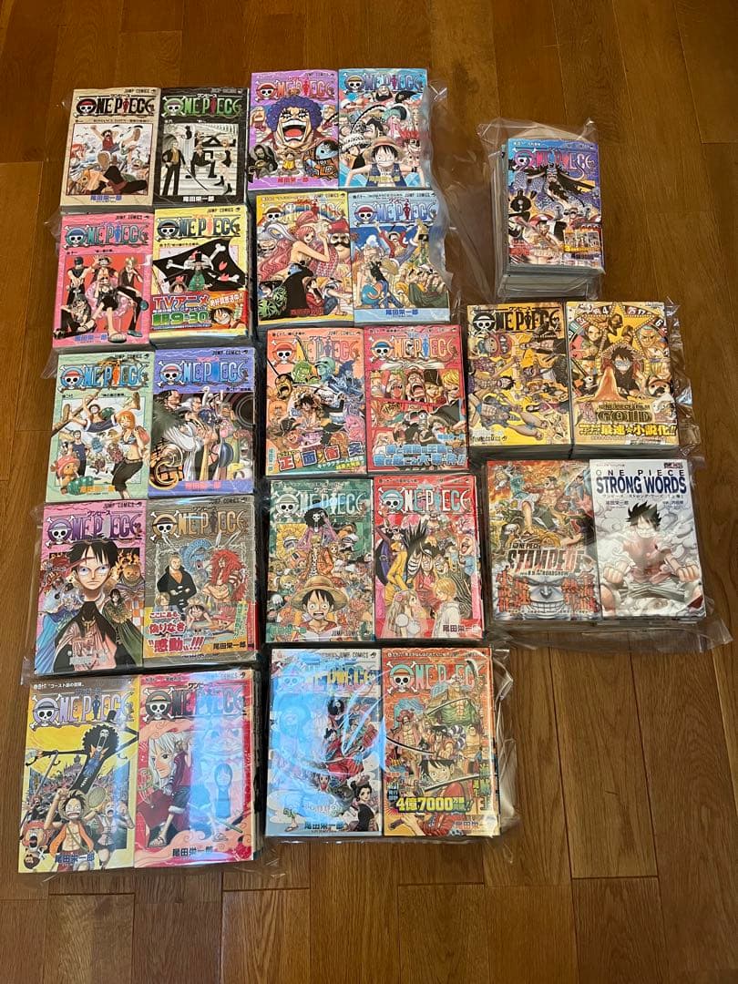 ワンピース　1〜102巻➕関連本21冊　美品　ONE PIECE