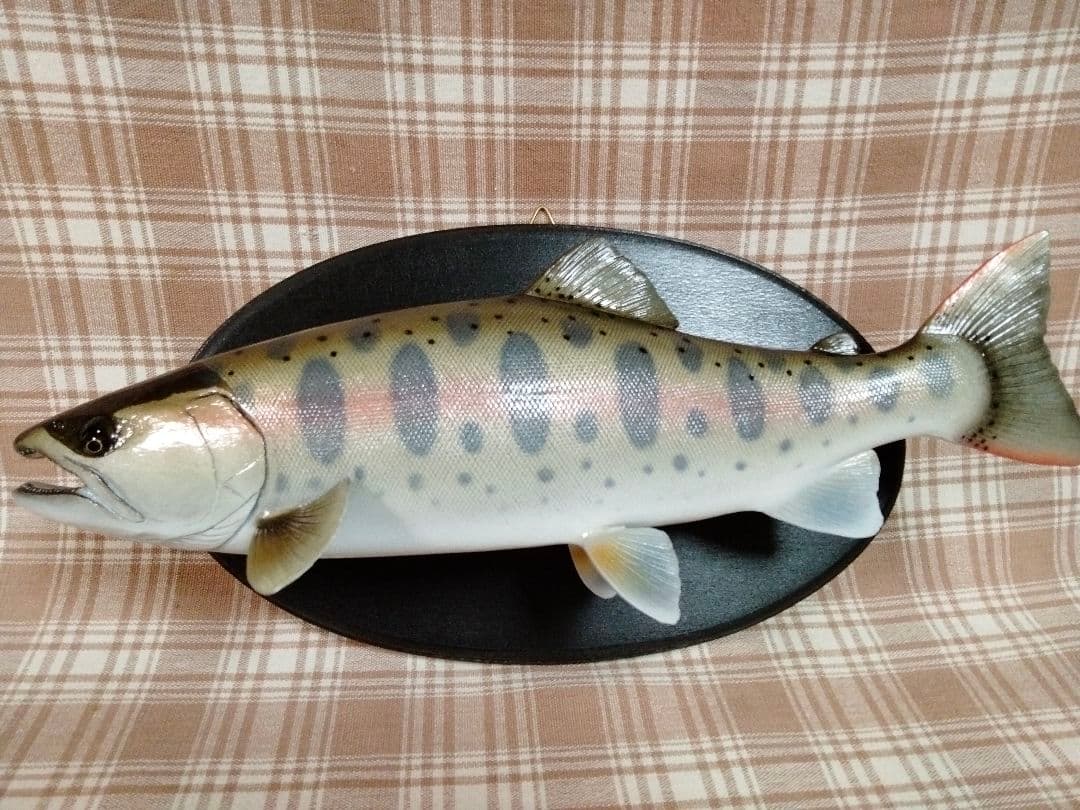 ハンドメイド　39cmヤマメ壁掛け　フィギュア　レプリカ　オブジェ　魚釣り