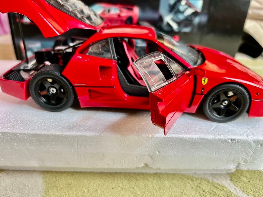 1/18 京商フェラリーF40