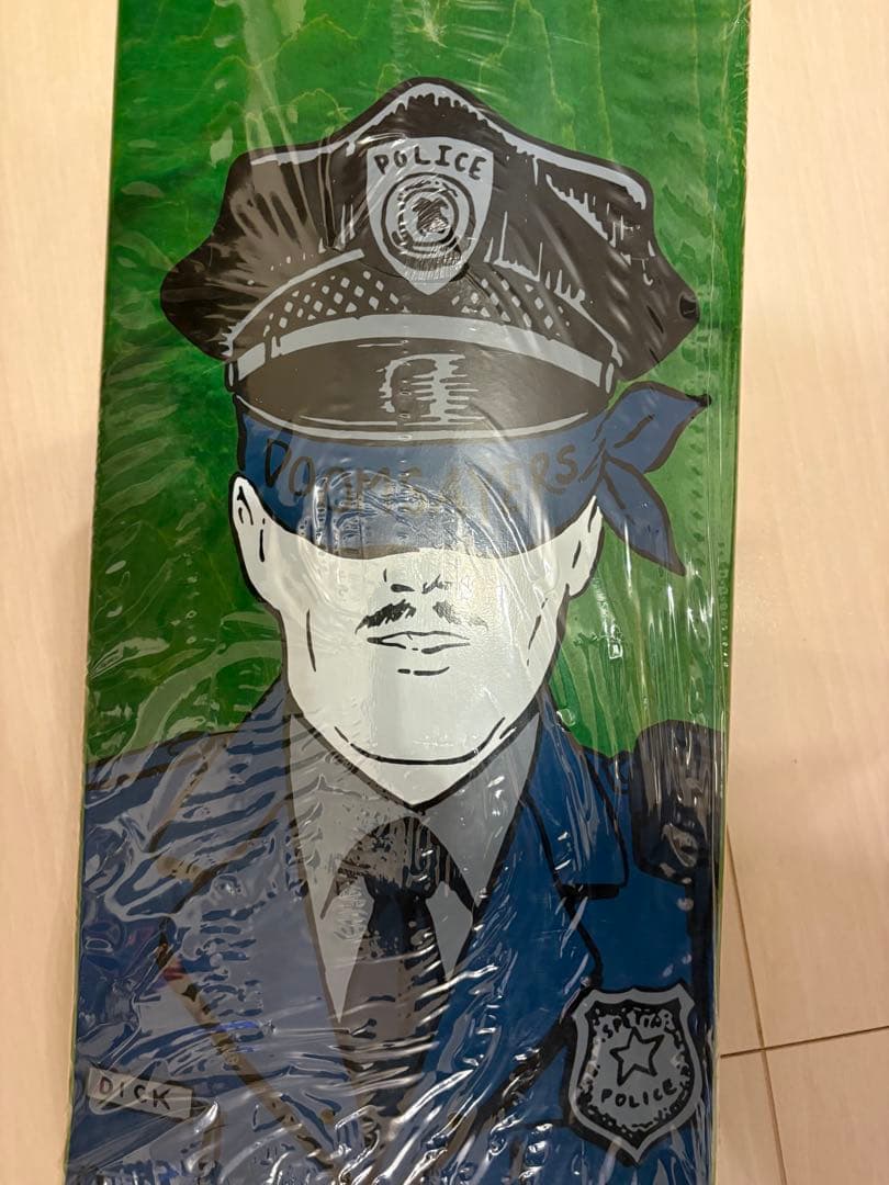 新品未使用　DOOM SAYERS スケートボードデッキ 警官デザイン　8.75