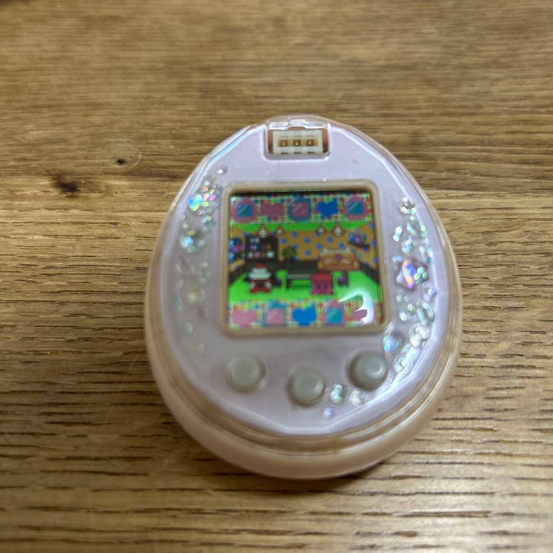 d*3様 たまごっちピース　Tamagotchi P's ピンク本体　たまデコピ