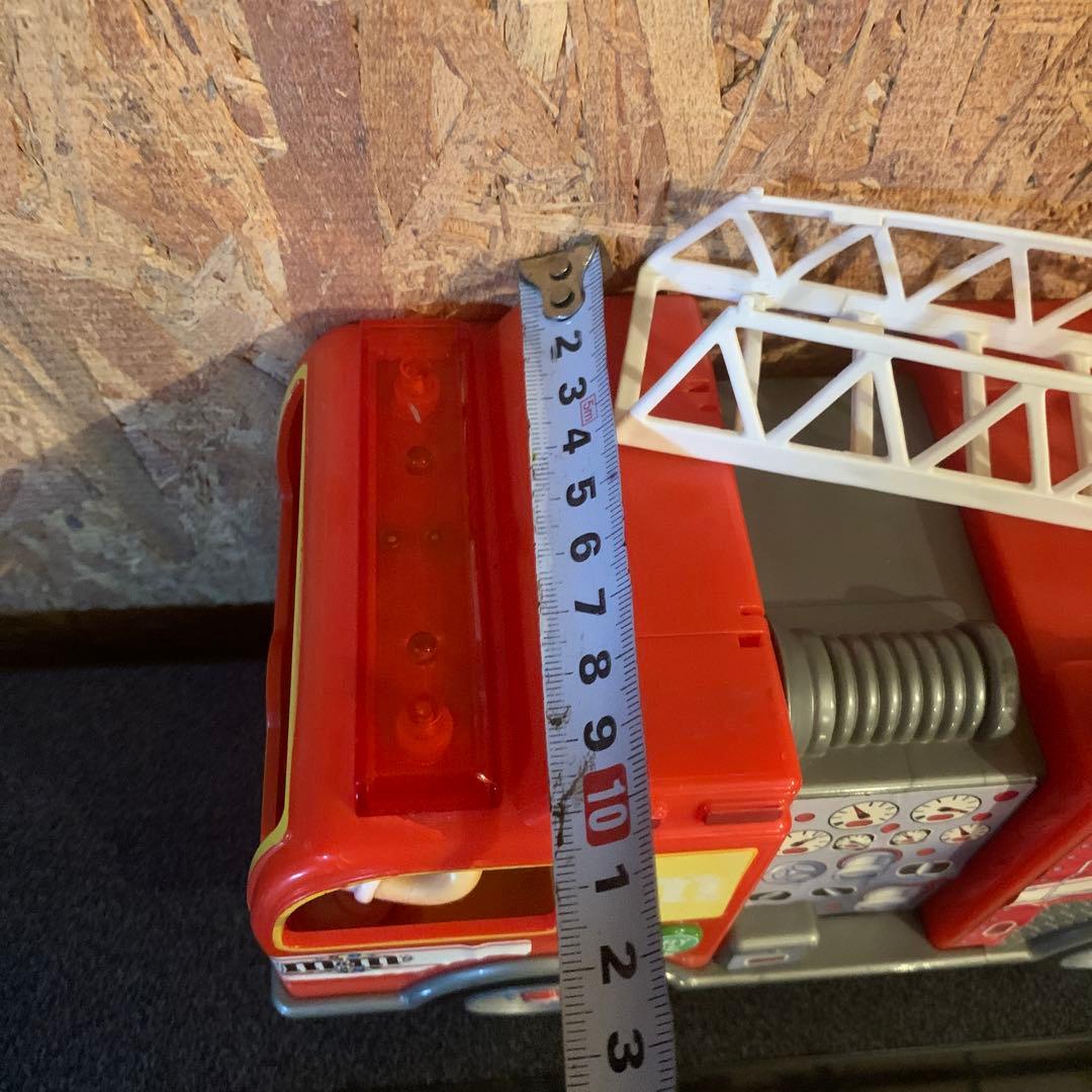 M&M's 消防車 チョコディスペンサー　レア