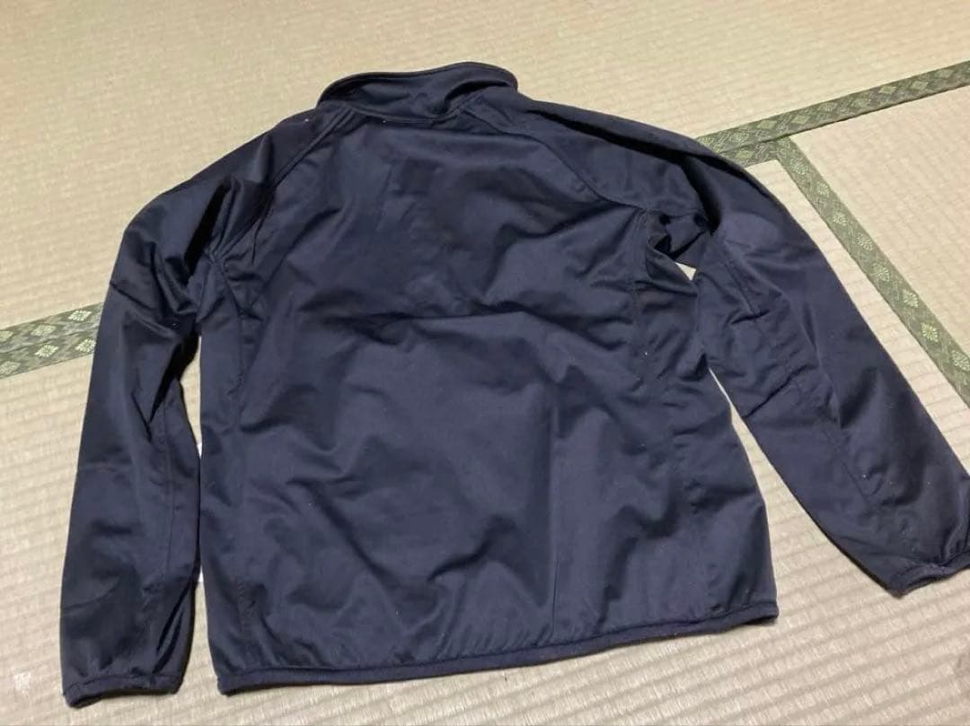 新品　オンヨネ　ミッドウェアジャケット　Mサイズ