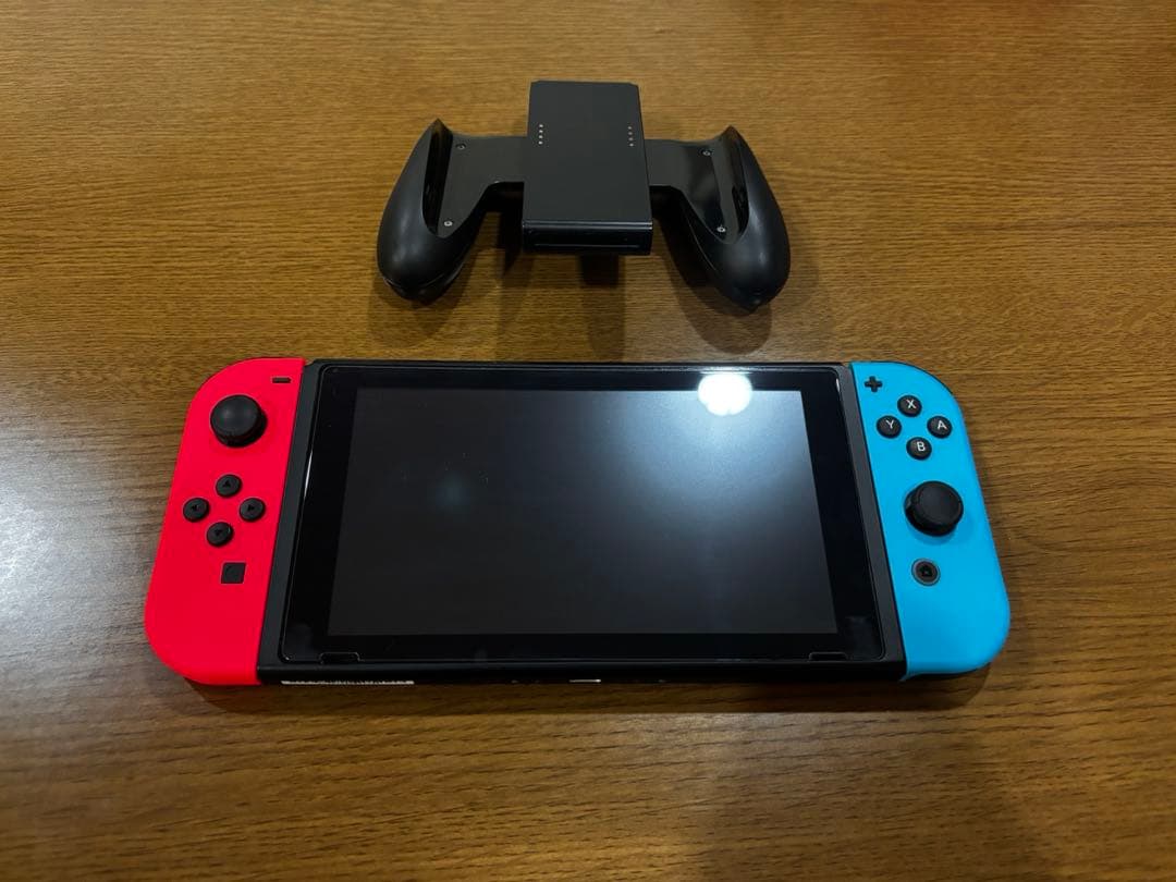 【美品】Nintendo Switch 本体・マリオカート8セット