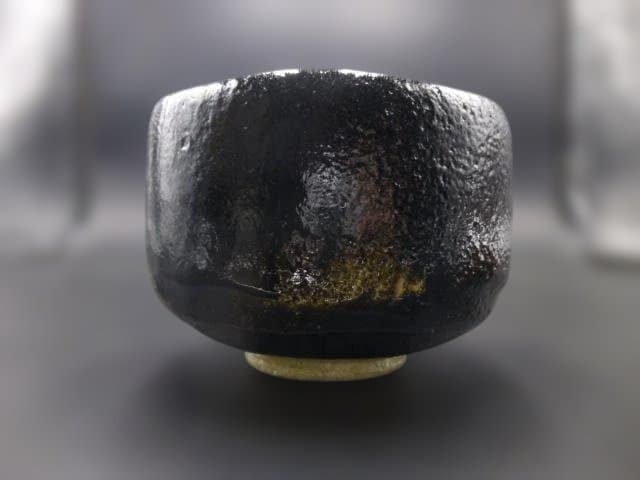 楽吉左衛門　十五代　直入　黒茶碗／共箱／銘「弁慶」／表千家十四代　而妙斎極め箱