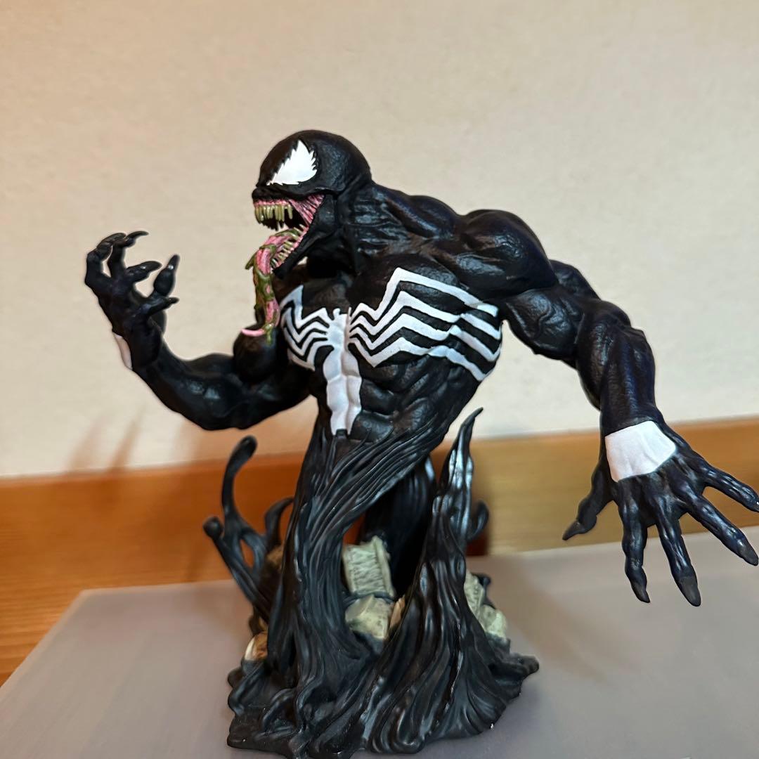 本日限定価格！ヴェノム　世界限定2000体フィギュア(AP)