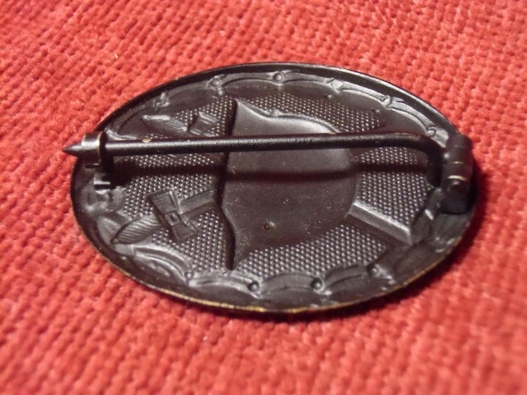 ＢＷドイツ軍/連邦軍＊１９５７年制定＊戦傷章＊黒章（実物）