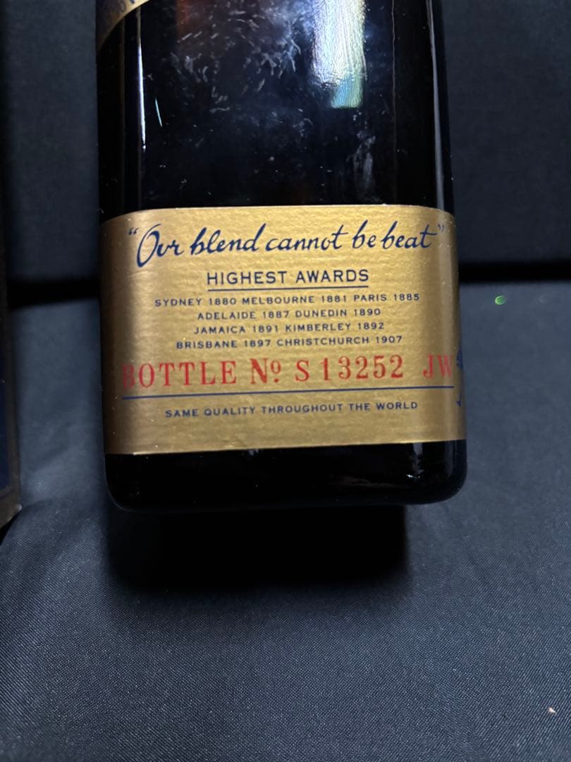 未開栓Jhonnie Walker 箱あり 古酒 ブルーラベル 750ml