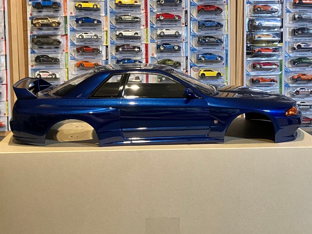 タミヤ ラジコン 日産スカイラインGT-R 塗装済 スペアボディR32ダークメタ