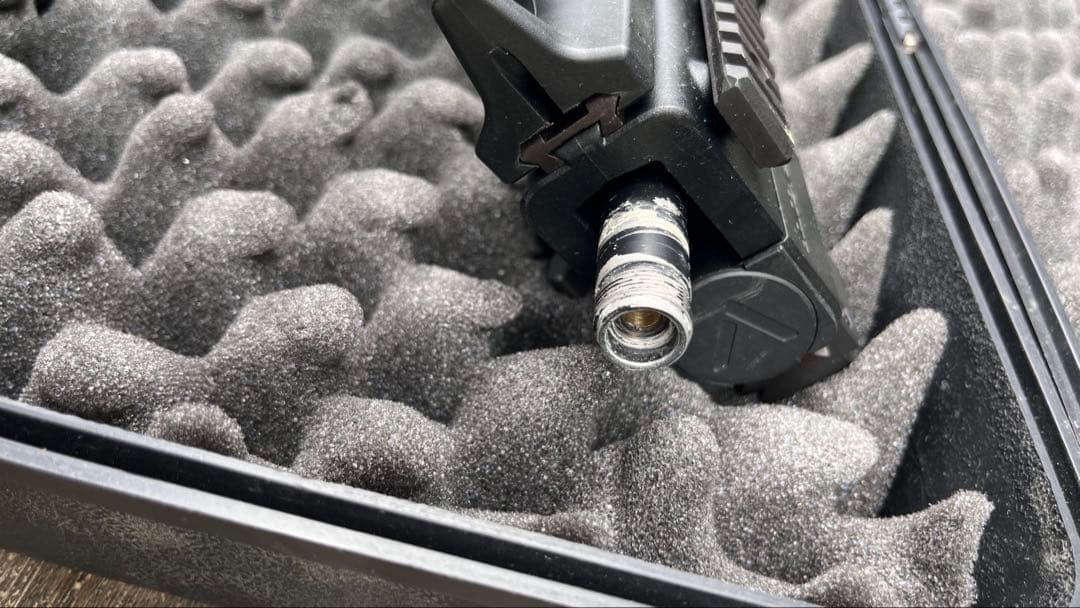 KSC KRISS VECTOR GBB 予備マガジン2本付き