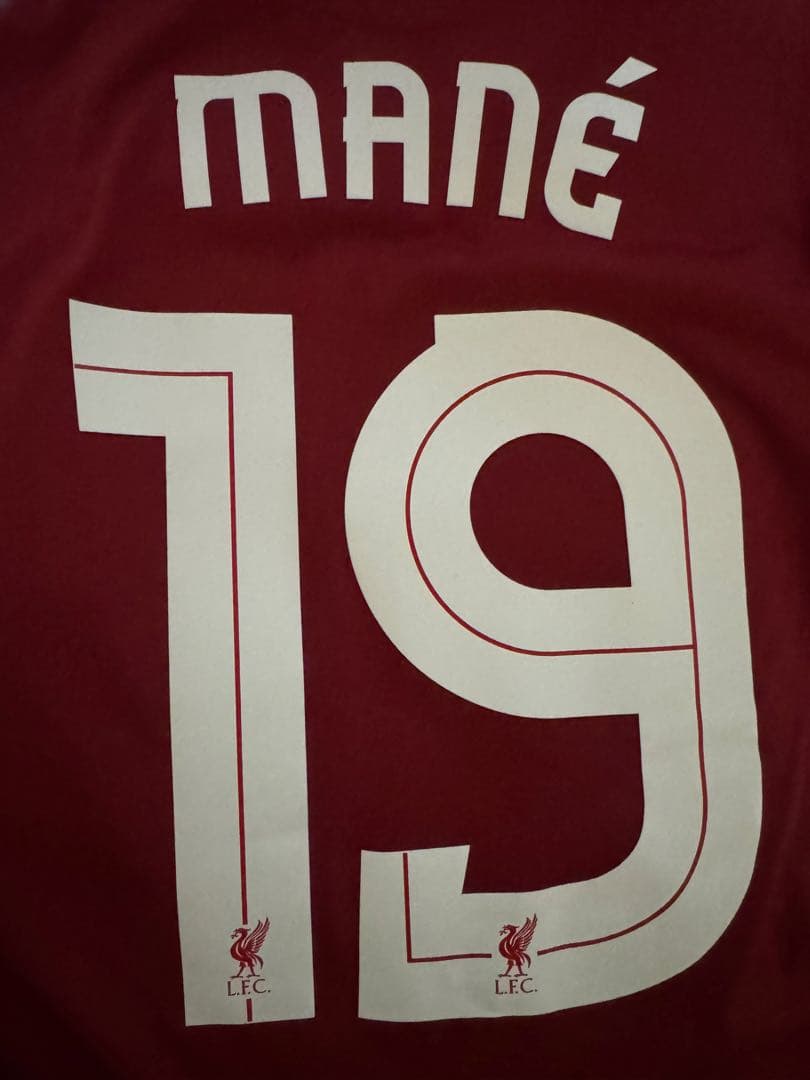 リバプール　マネ　ユニフォーム