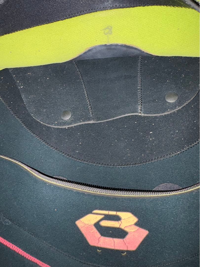 ビーウェットBEWET ドライスーツ レディース　スパイダー