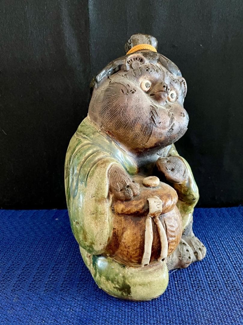値下げ！【信楽焼狸】陶器、置物 縁起物 招福開運 H28 中古