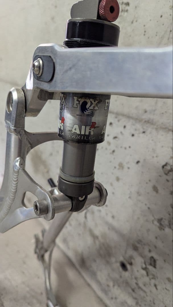 GT LTS 1000DS オールドMTB フルサスペンションフレーム