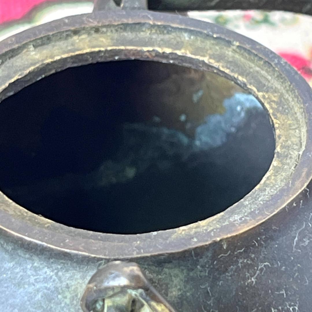 【週末セール】上海骨董街　茶瓶　銅製　大明宣徳年製刻印あり　上海骨董街