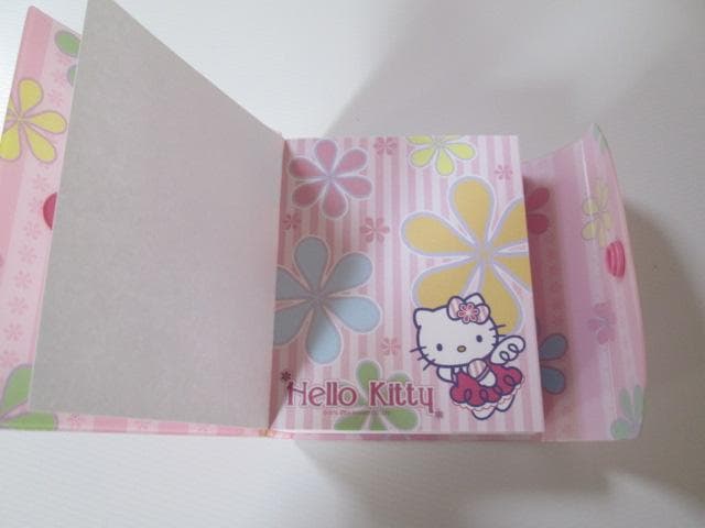 サンリオ ハローキティ カバー付きメモ 海外販売品