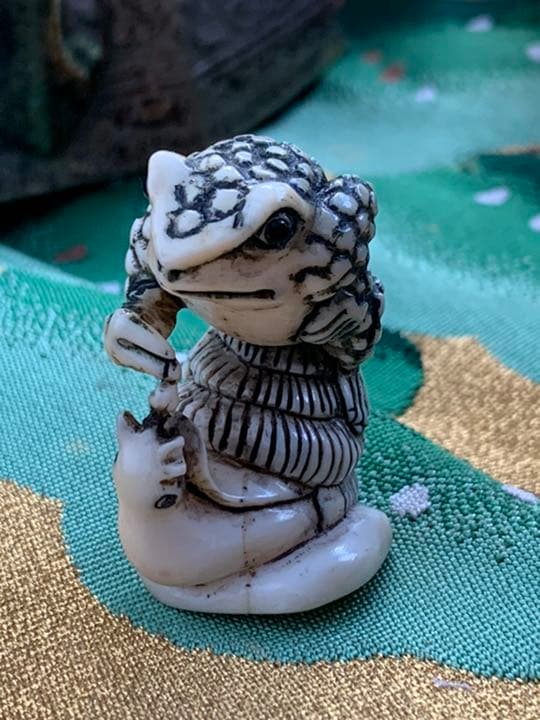 時代物　マンモス　根付 蛙 カエル カタツムリ　蝸牛在銘あり　和装