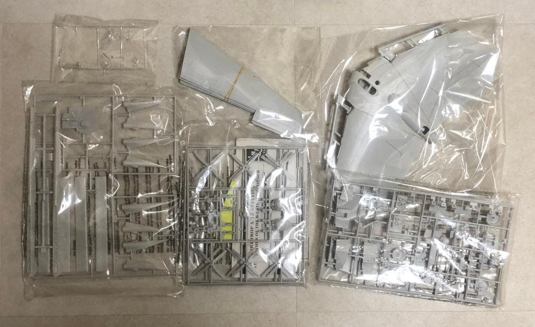 未組立 AMT/ERTL 1/72 X/YB-35 Flying Wing