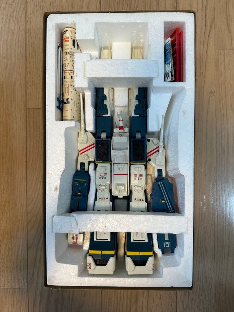 タカトクトイス 超時空要塞マクロス マクロス SDF-1