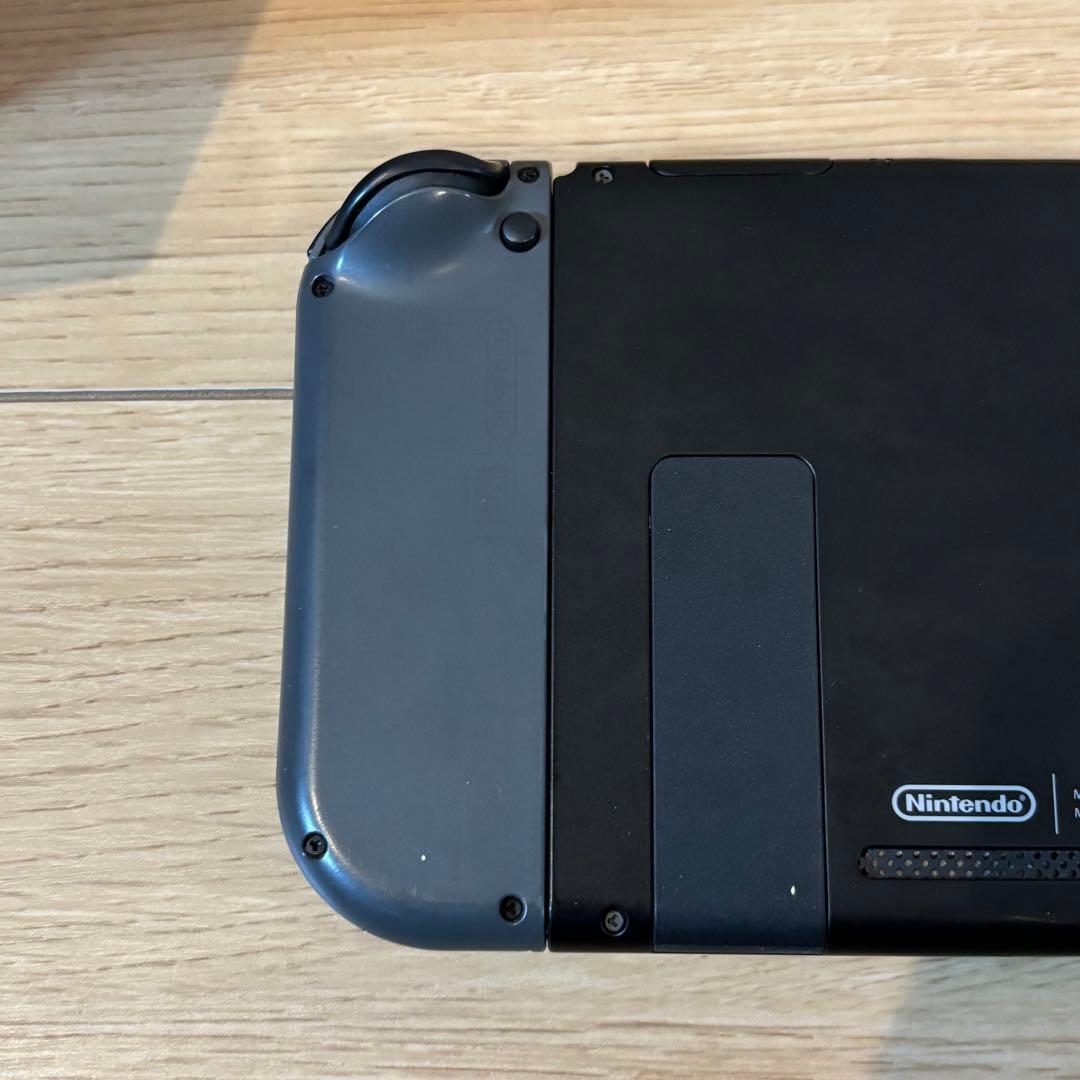 【美品】【付属品完備】Nintendo Switch 本体 グレー