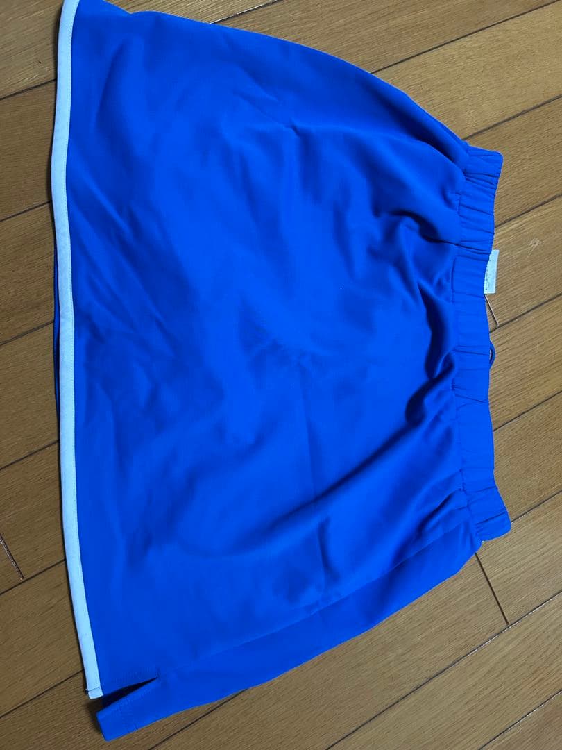 YONEXレディースユニフォーム上下セットです