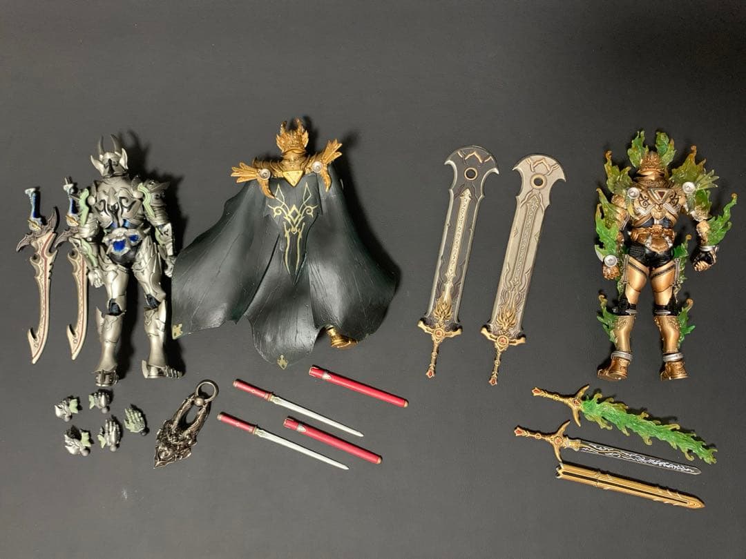 魔戒可動 牙狼 キバ セット 魔道具シルヴァ フィギュア