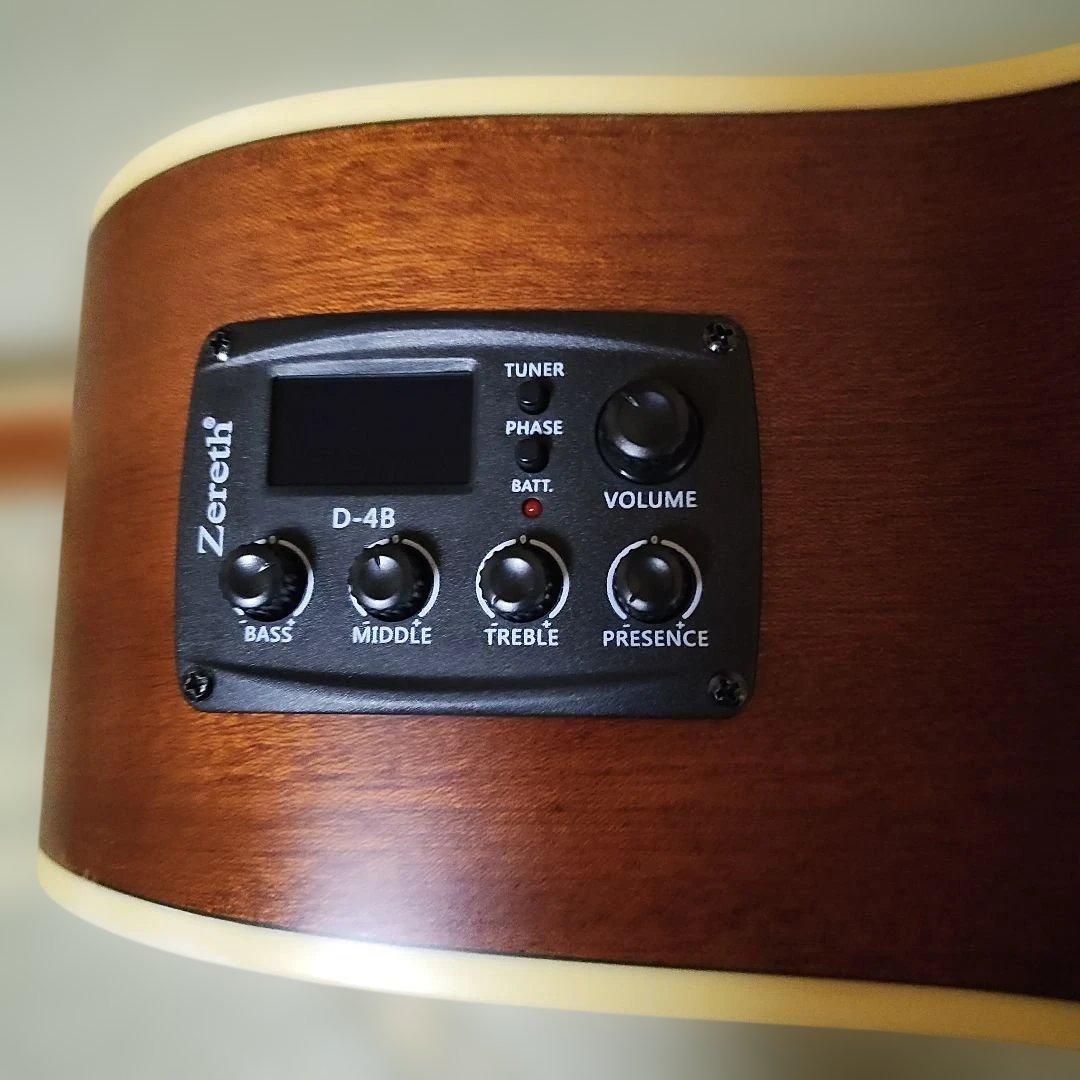 URIELアコースティックベース　ソフトケース付き　美品