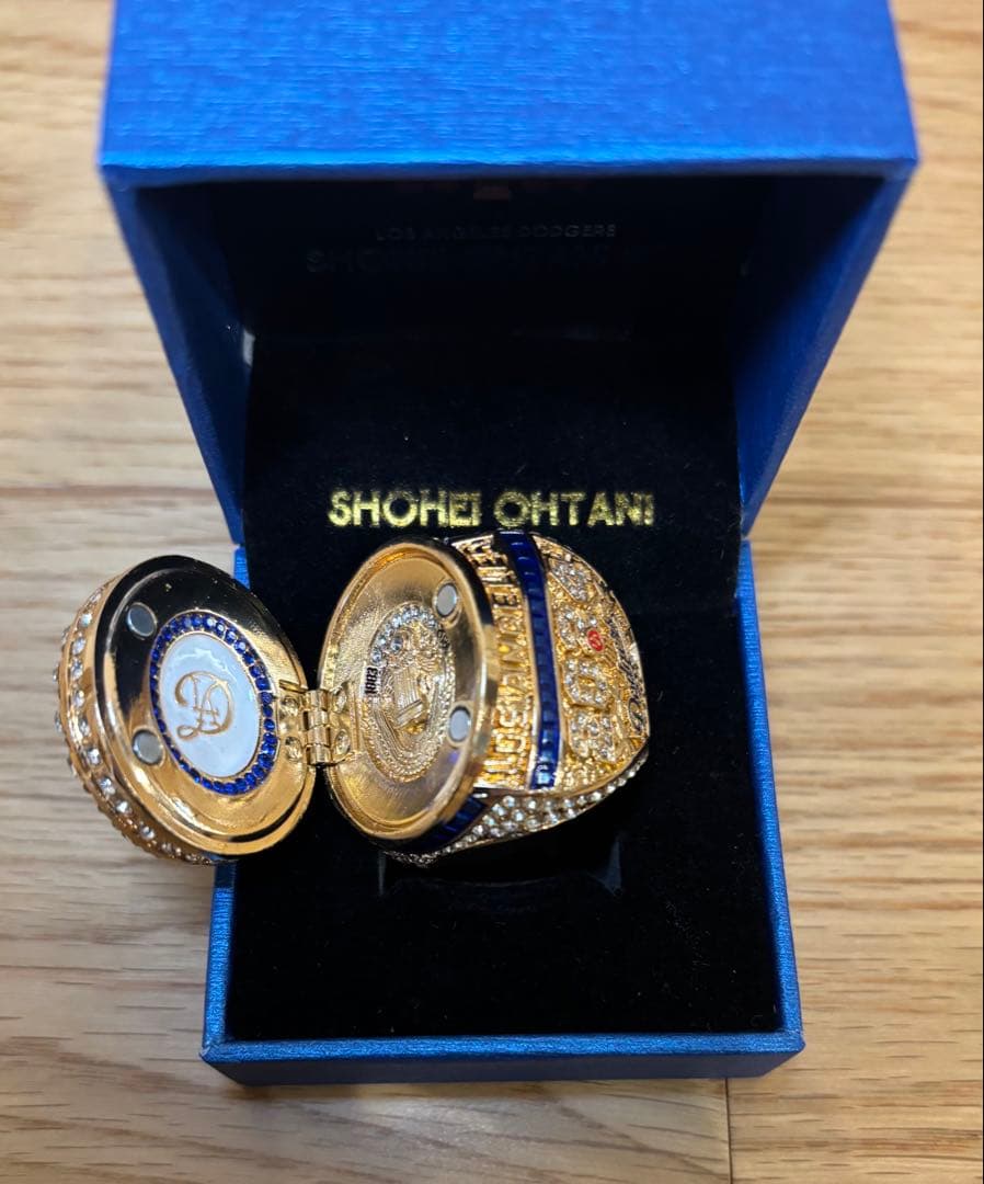 ⭐️期間限定価格⭐️【非売品】大谷翔平ワールドチャンピオンリング➕ミニトロフィー等