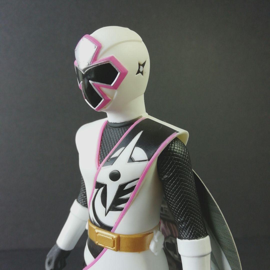 戦隊ヒーロー　シロニンジャー ソフビ 手裏剣戦隊ニンニンジャー　タグ付き