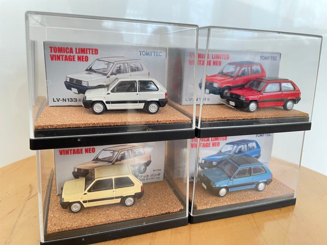 TOMICA LIMITED VINTAGE NEO フィアット パンダ4台