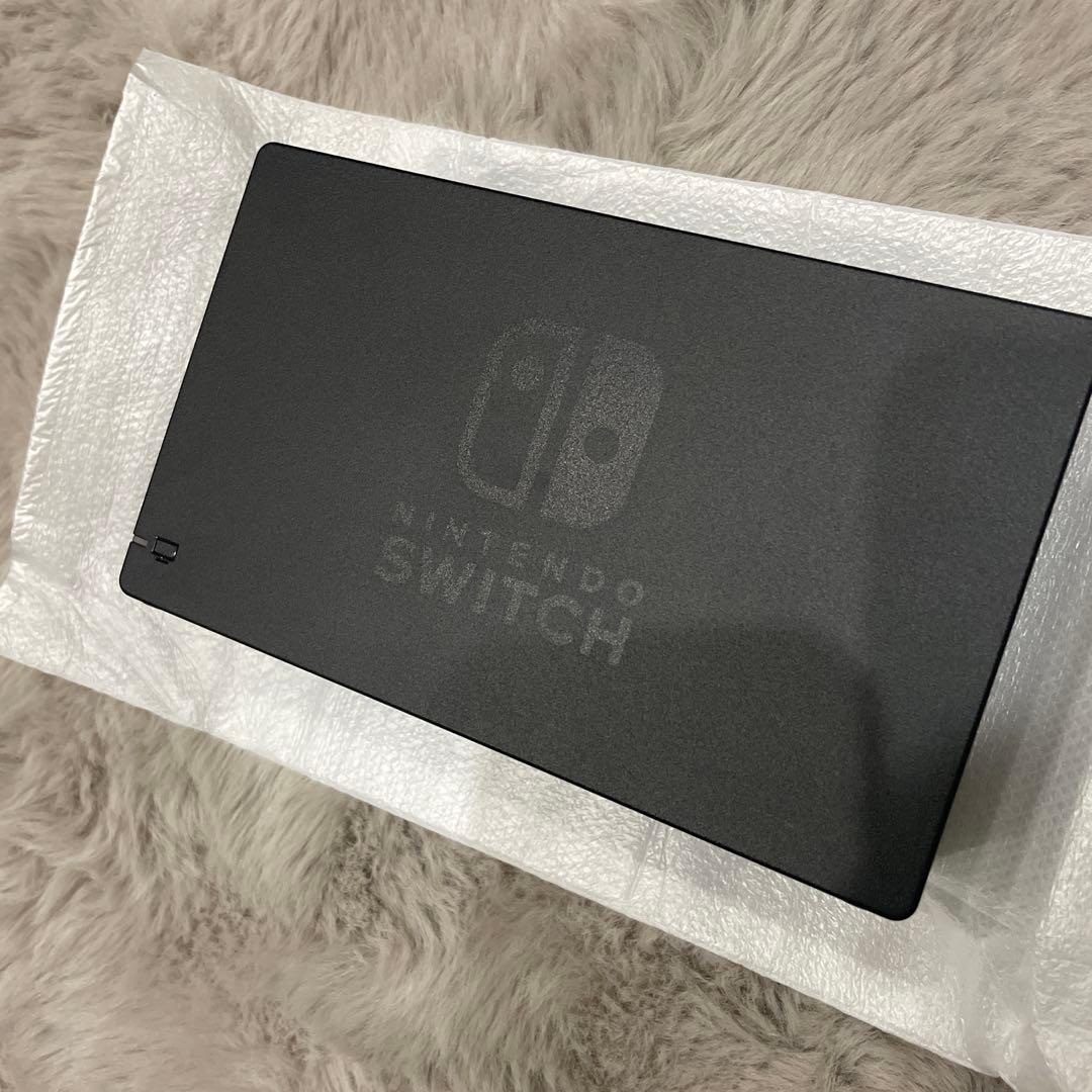 任天堂Switch 本体 バッテリー強化版 ＋ ケース・社外コントローラー付き