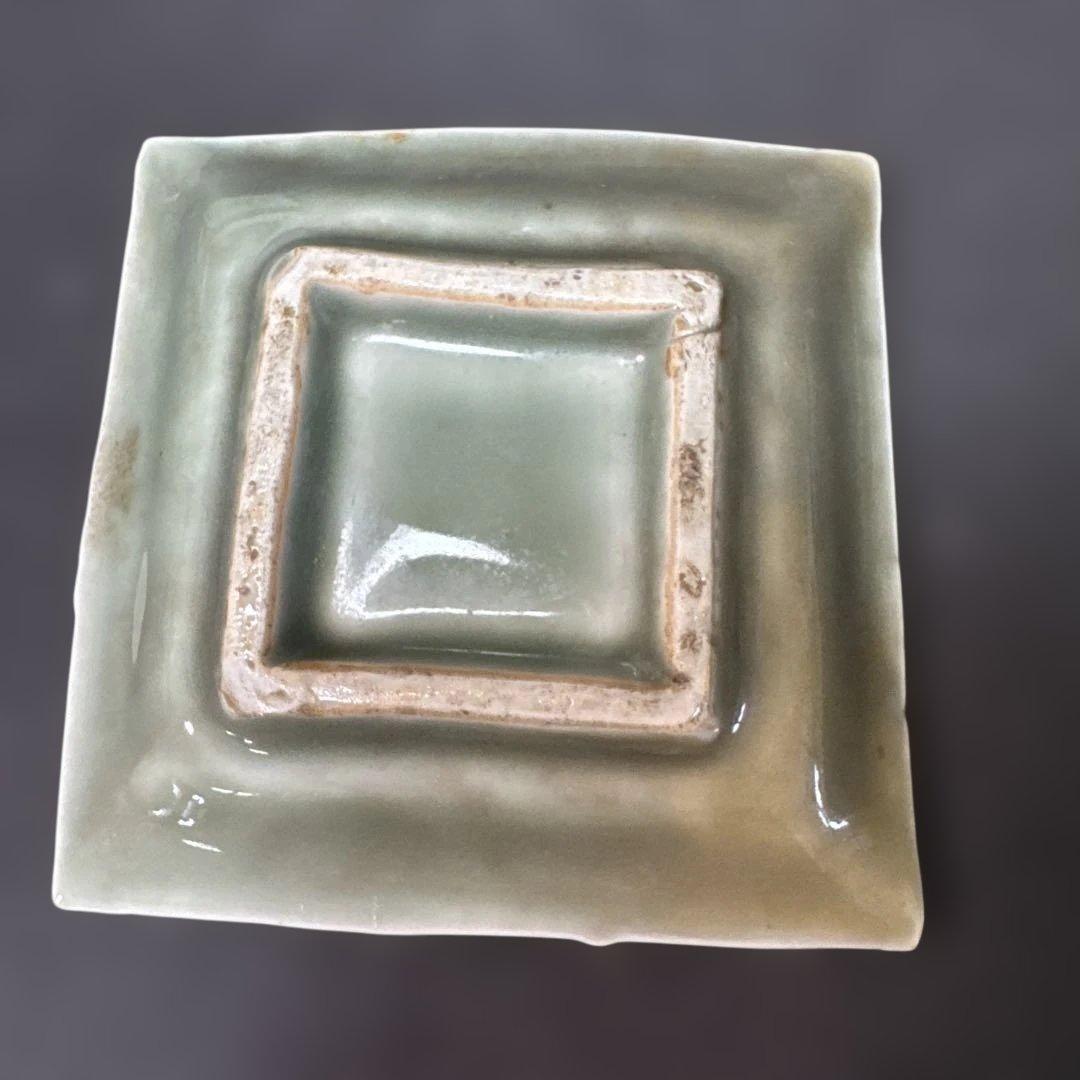 G26 送料無料　三田青磁　鹿の図　角皿　2枚　古美術　和骨董