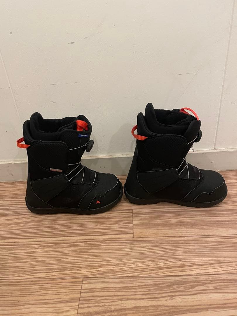 BURTON　子ども用スノーボードブーツ 25cm