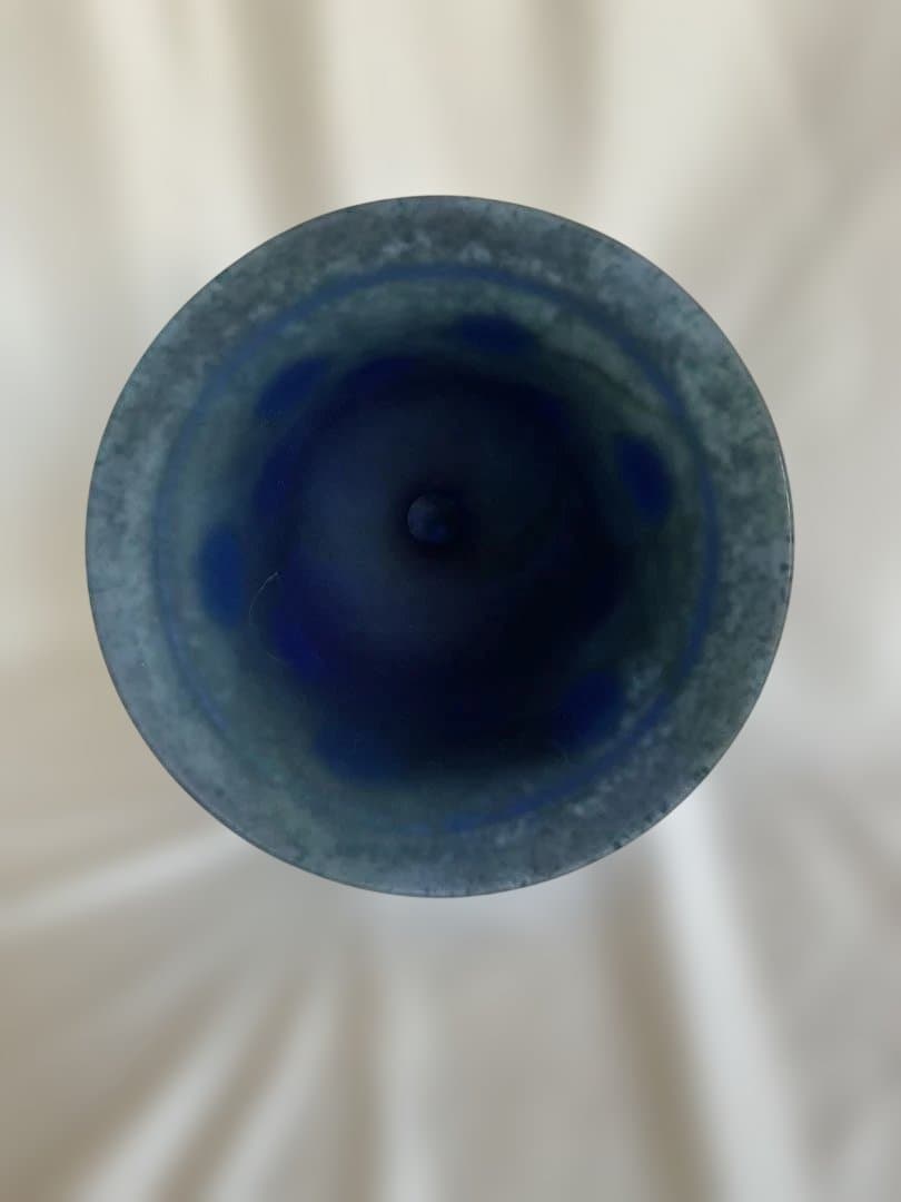 岩田久利（1925~1994年）「突起の付いたガラス脚付杯」