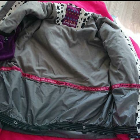 エスティボ ウエアー