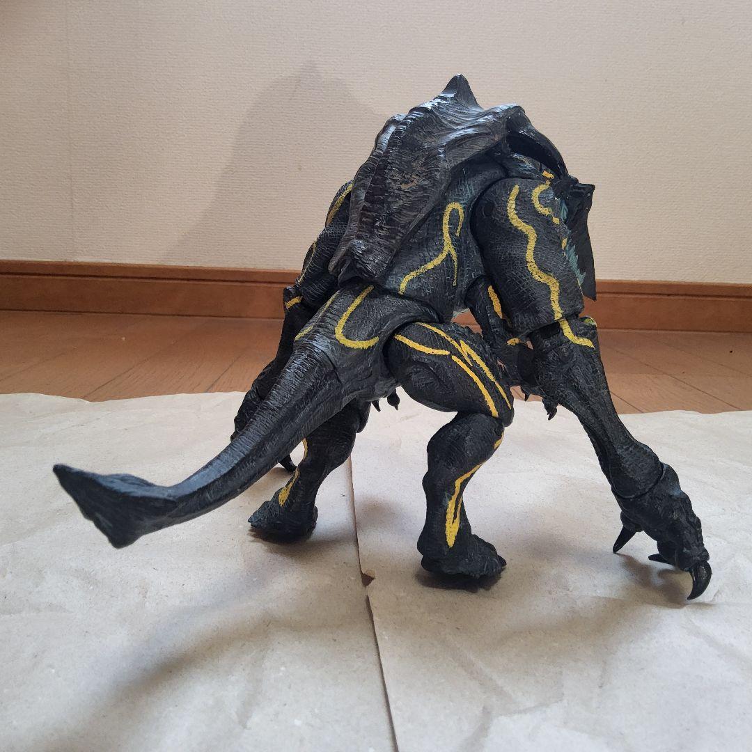 NECA パシフィック・リム　フィギュア５体まとめ売り