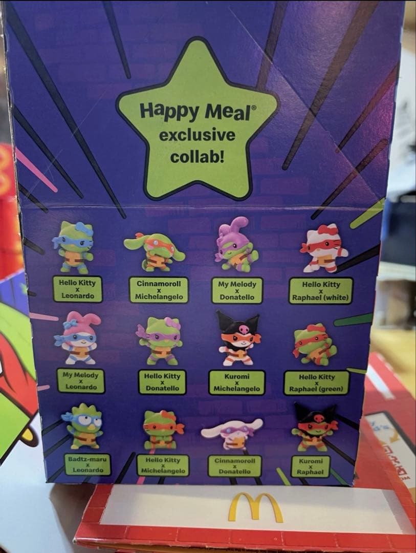 新品 TMNT x Hello Kitty 12体 ハッピーセット 海外限定品