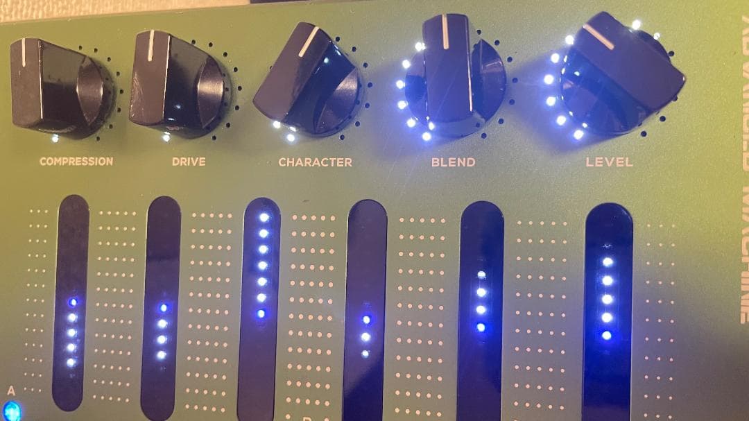 darkglass ADAM ベースエフェクター ダークグラス アダム