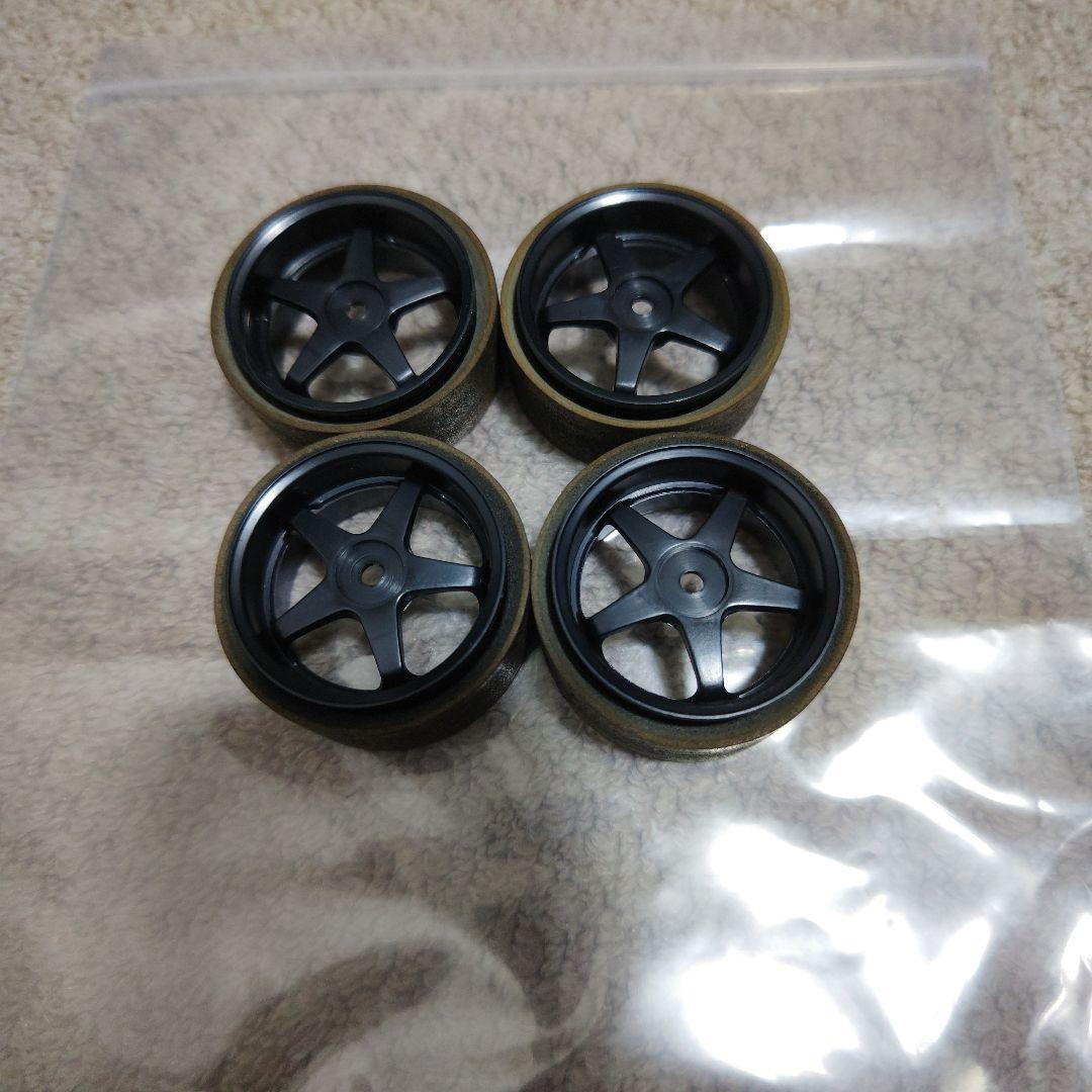 ラジコンカー組立キット。ヨコモDB7ブラックシリーズ