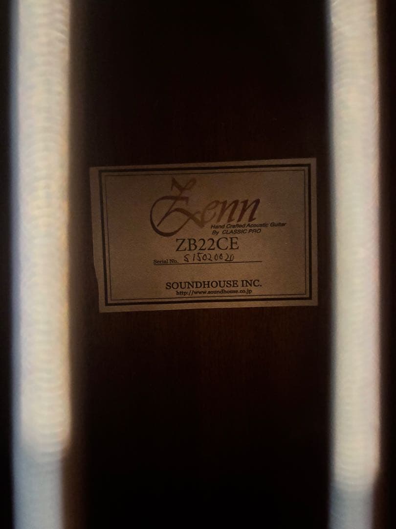 ZENN アコースティックベース ソフトケース付き